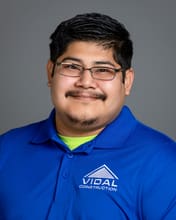 Kevin_Headshot_176x220